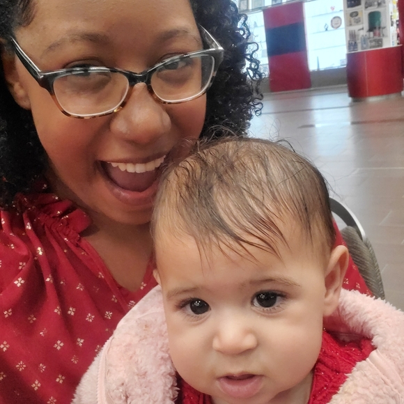 Meet your Posher, Geri - Picture 2 of 2